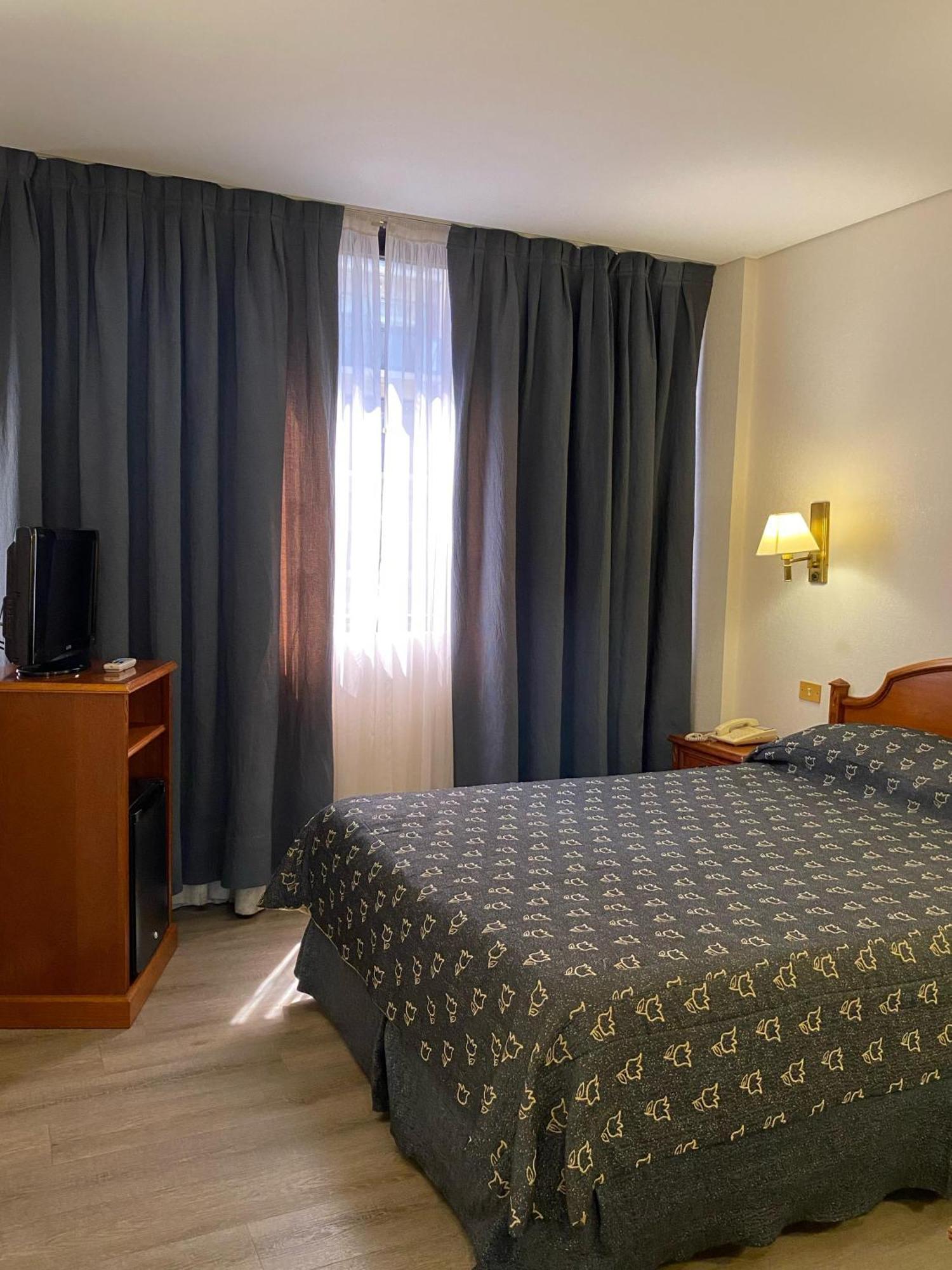 Atlas Tower Hotel Buenos Aires Buitenkant foto